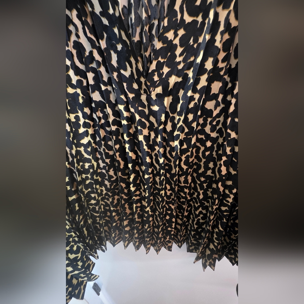INC Leopard Pleated Print Top - Picture 5 of 8